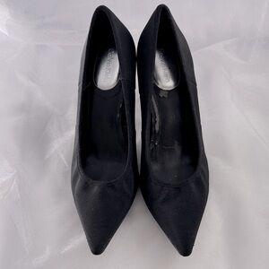 Calvin Klein stretch fabric pump sz 7